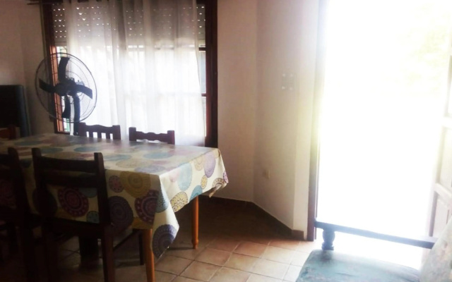 Garden House, Gesell