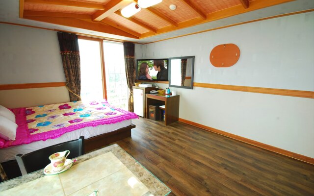 Empas Condotel