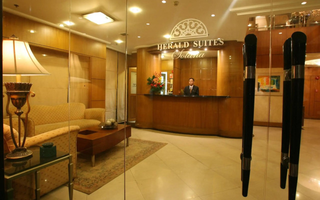 Herald Suites Solana