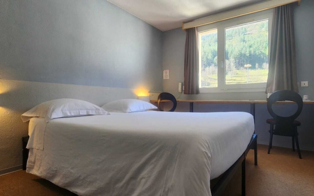 Hotel Le Pont Neuf