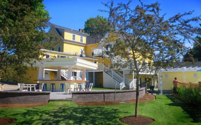 The Admiral's Inn Resort
