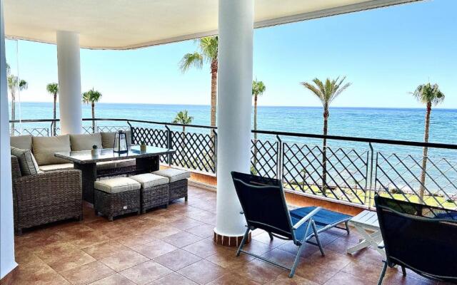 MI CAPRICHO 171 BEACHFRONT APARTMENT In The COSTA DEL SOL