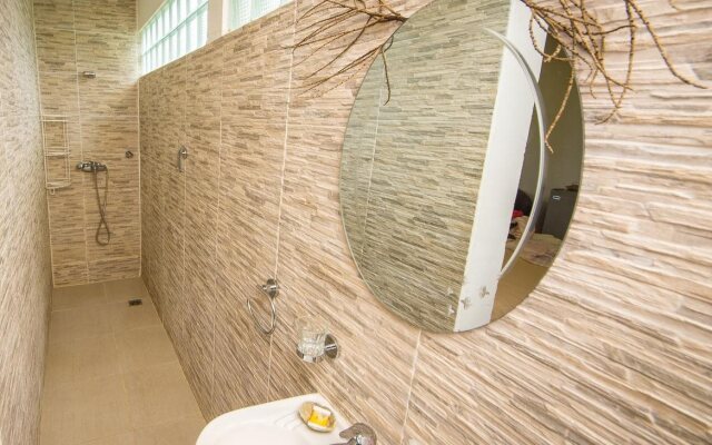 Lemongrass Lodge