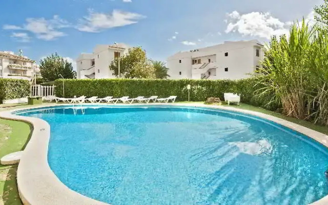 Llevant Apartamentos