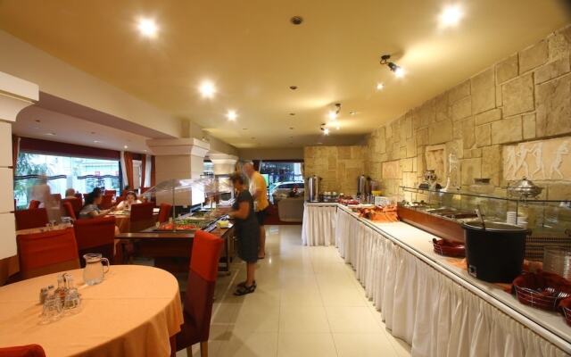 Mantas Hotel