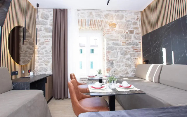 Karmel Beachway Rooms1