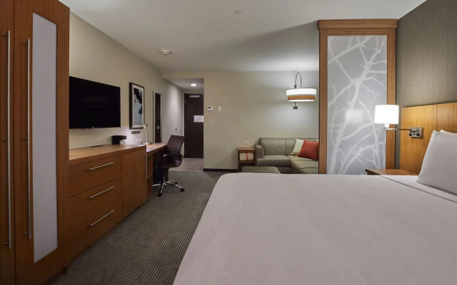 Hyatt Place Eugene / Oakway Center