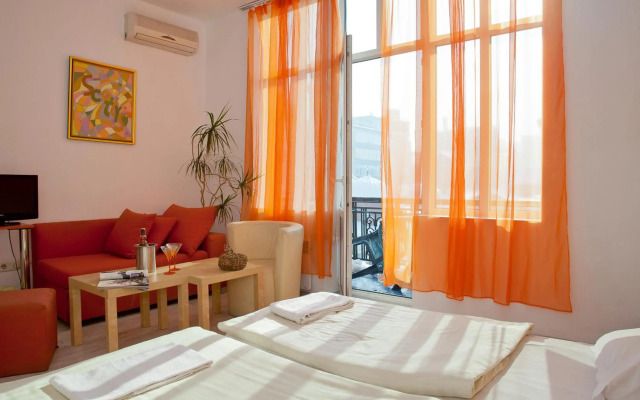 Scotty's Boutique Hotel