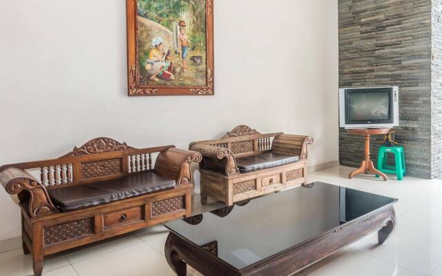 ZEN Rooms Sanur Danau Toba