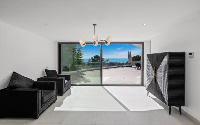 Villa Nirvana in Fuengirola