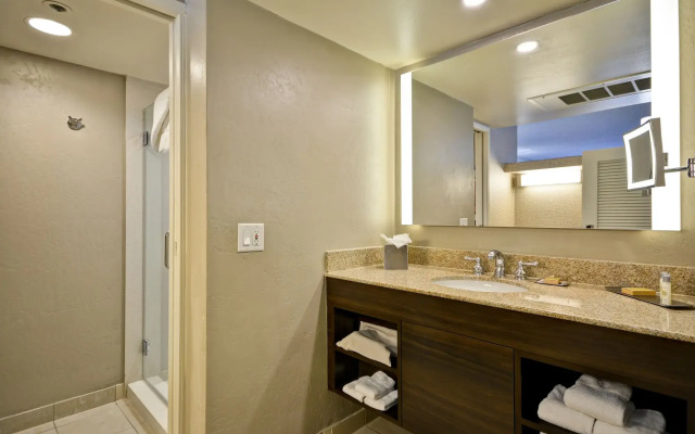 DoubleTree by Hilton Phoenix North