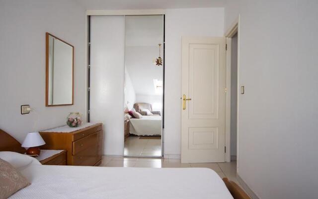 Apartment in Corcubion, a Coruna 102099