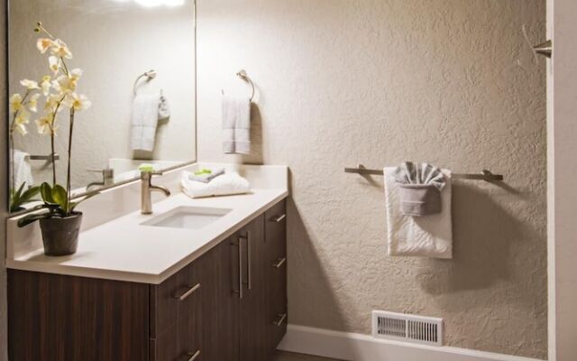 Beach Drive Suites