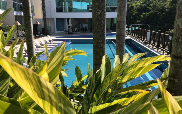 Luxuoso Apartamento 3 quartos na Praia de Bombas