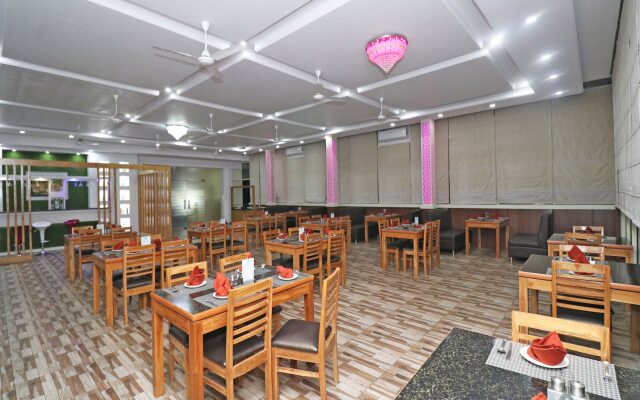 OYO 17422 Sidra Guest House