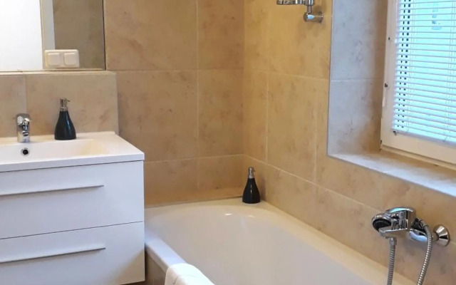 Elegant Vienna Apartment