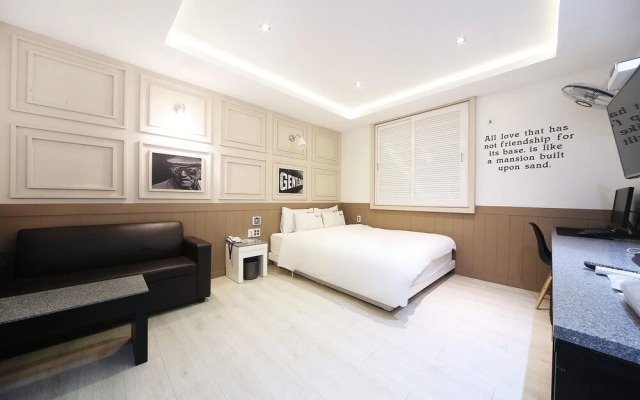 Changwon Myeongseodong Dosi Yeohaeng
