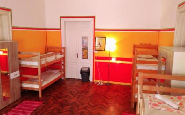 Downtown Hostel Novi Sad