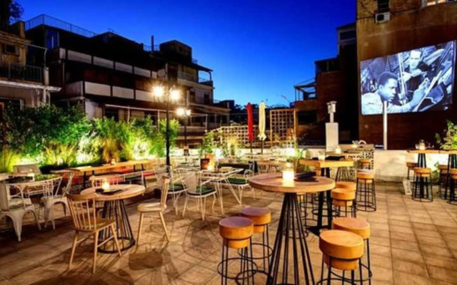 MONK Monastiraki Suites