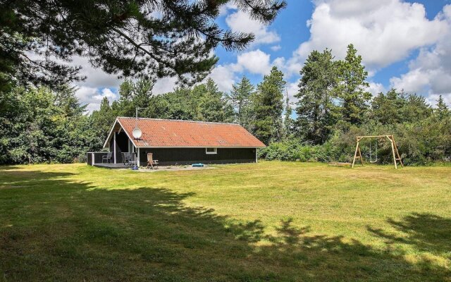 6 Person Holiday Home in Oksbol