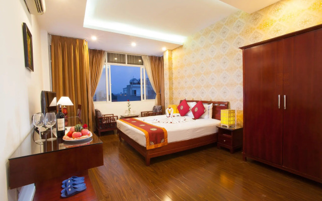 Luxury Hotel