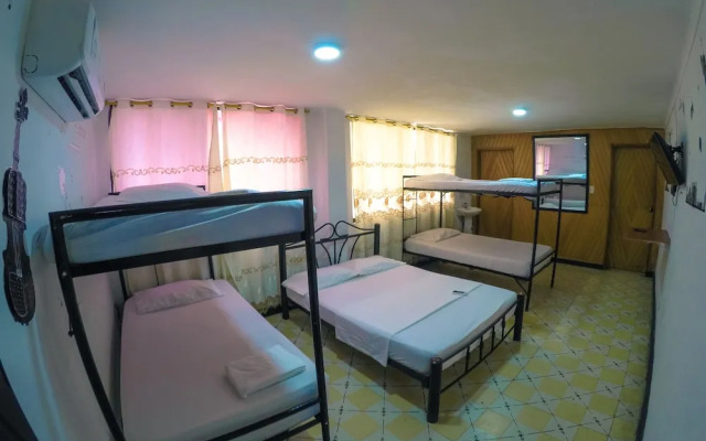 Hostal El Exito