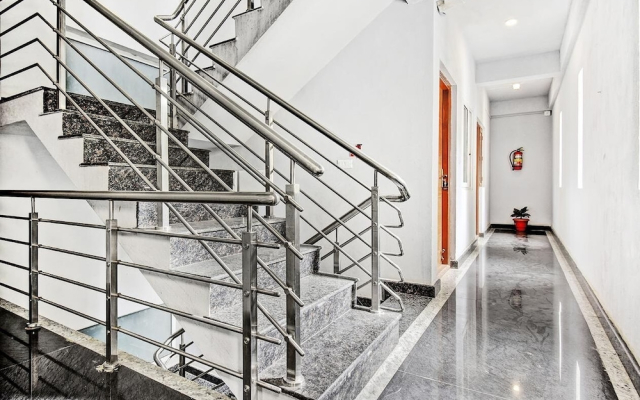 FabHotel The Sun Suites