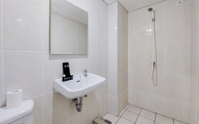 Nice And Comfort Studio At M-Town Residence Apartment