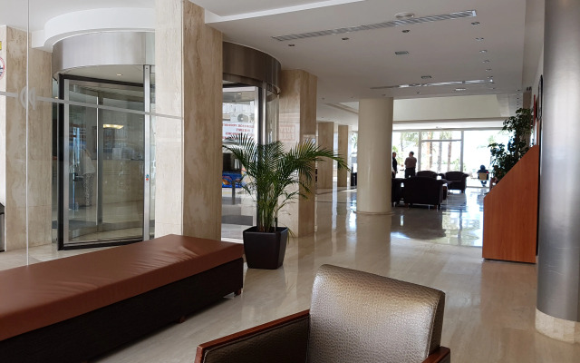 Aparthotel Playa Dorada