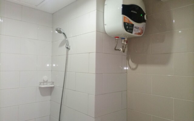 Homey And Tidy Studio Apartment At Taman Melati Sinduadi