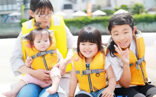 The Trailerhouse Village Yobuko Seaside – People – Karatsu