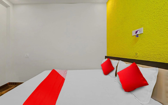 OYO Flagship 80465F R K Hotels