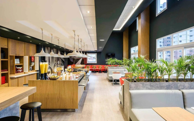 ibis Fortaleza Centro De Eventos