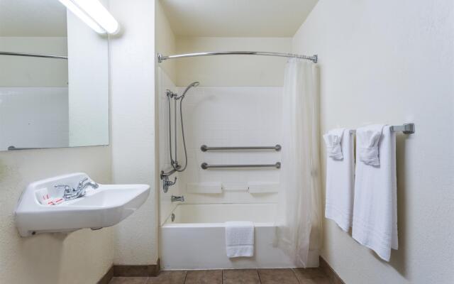 Studio 6 Suites San Ysidro, CA -San Diego South Bay