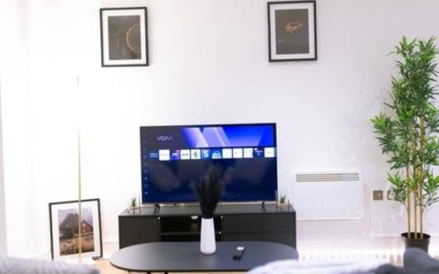 Birmingham City Centre Apts - 2BR