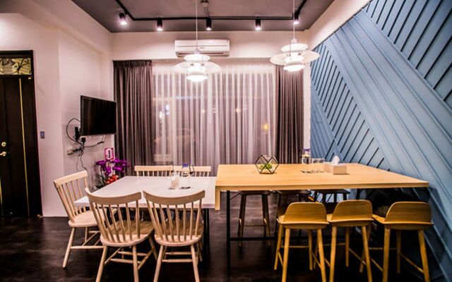 Corner Casual B&B