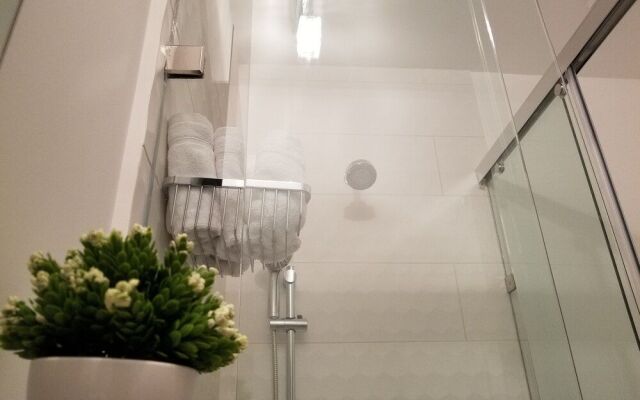 Luxury Residence Suites