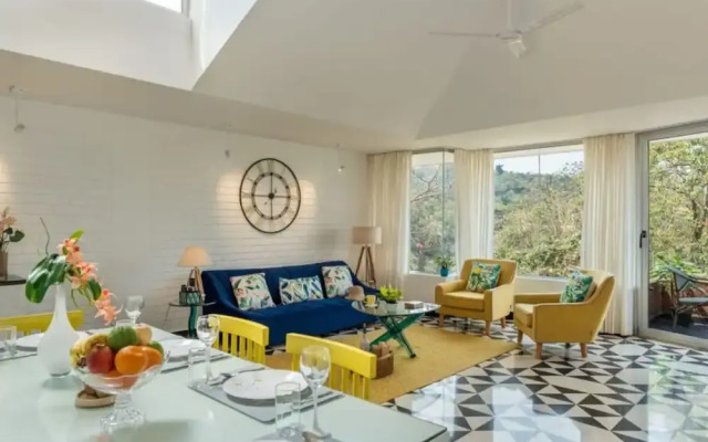 El Arbol by Hireavilla-2br w Rooftop Pool in Nerul
