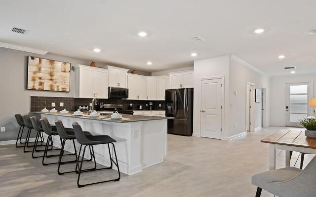 Greenview 10br Villa Pool Spa Game Room