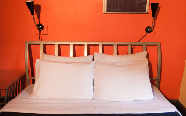 Ocean Island Inn Backpackers Suites - Hostel