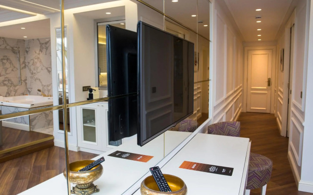 Hotel Mina – Special Class