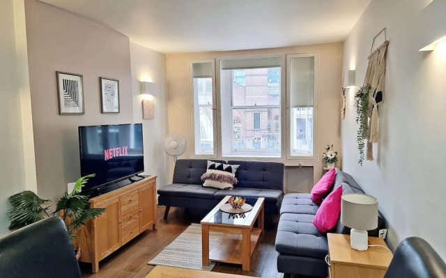 Liverpool Street Apartments