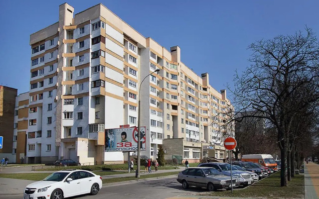 PaulMarie Apartments on Masherova 80