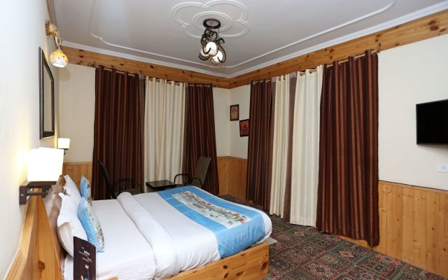 OYO 1837 Hotel Golden Meadows