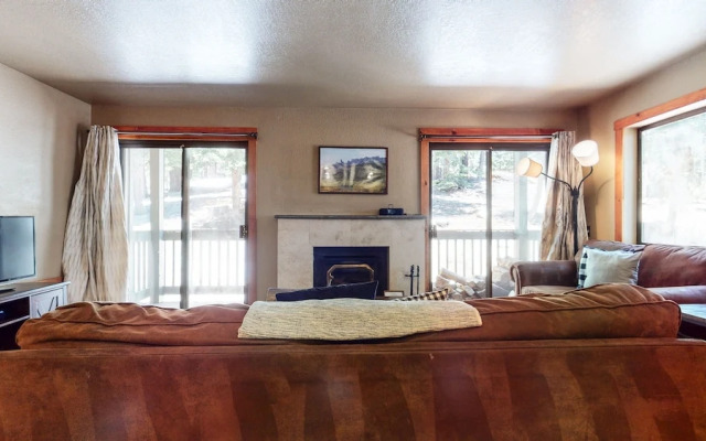 Hidden Valley 027 - Studio Condo