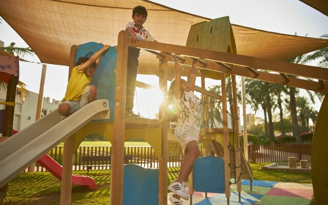 Al Hamra Residence & Village Hotel