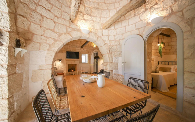 TD Trulli Locobello Stylish Cozy Trulli w Pool