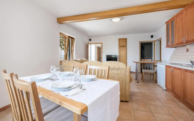 Stunning Home in Sv Juraj With Wifi and 2 Bedrooms