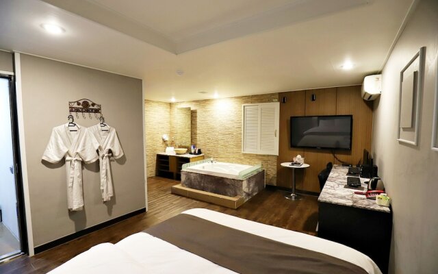 Dongducheon Lexy Hotel