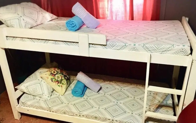 Taro Hometel - Hostel